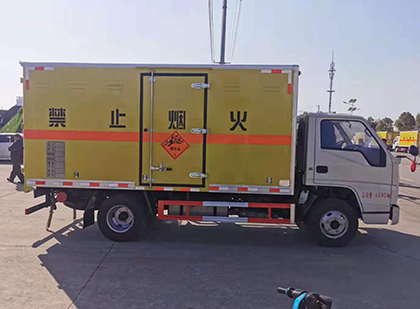 阜宁爆破器材运输车