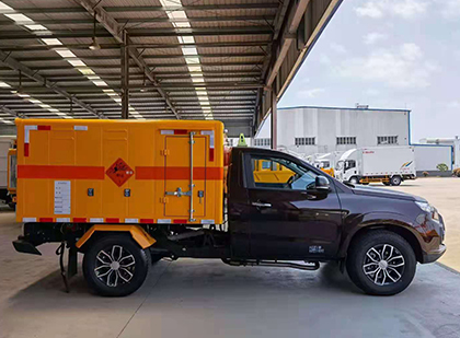 阜宁爆破器材运输车
